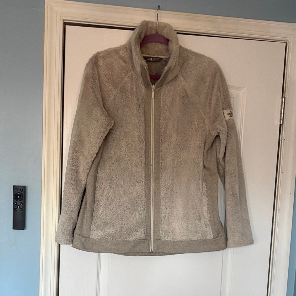 The North Face Women's Light Cream Teddy Jacket